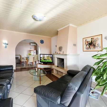 Spacious In With Private Terrace Appartement *