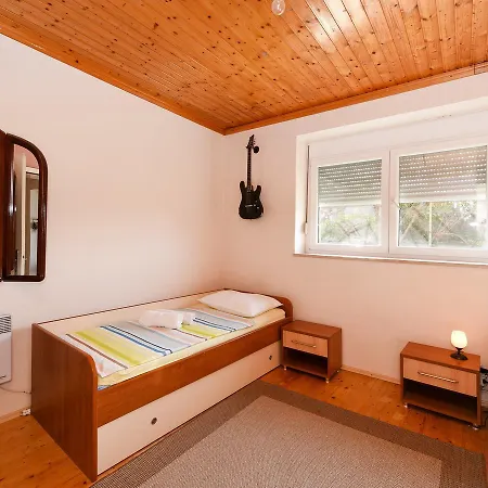 Appartement Spacious In With Private Terrace